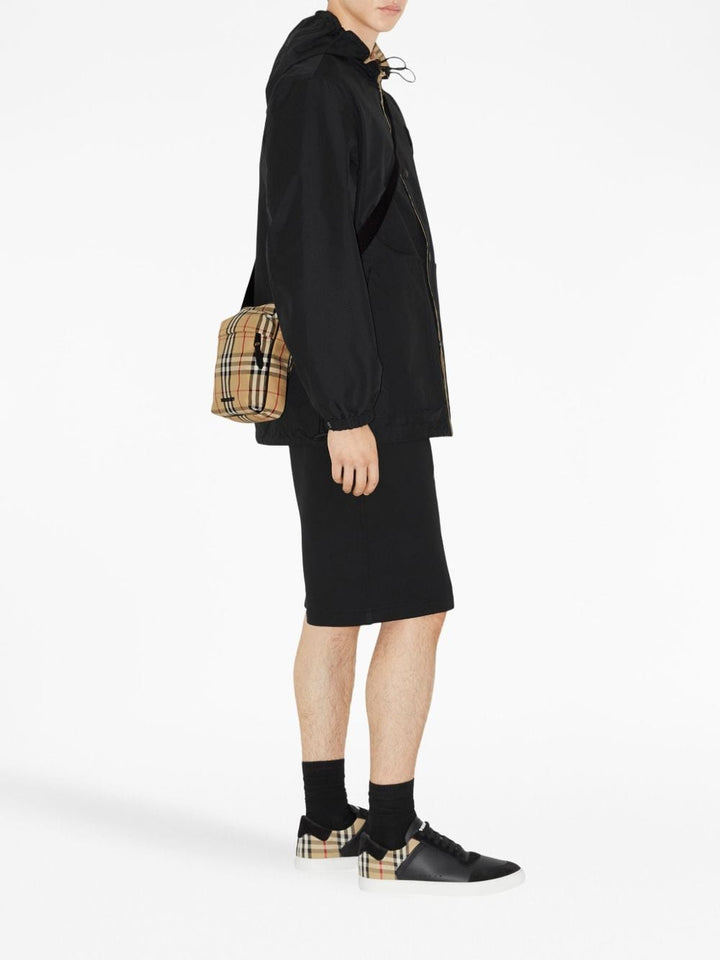 Sneakers 39 Burberry Sneakers Black Brand