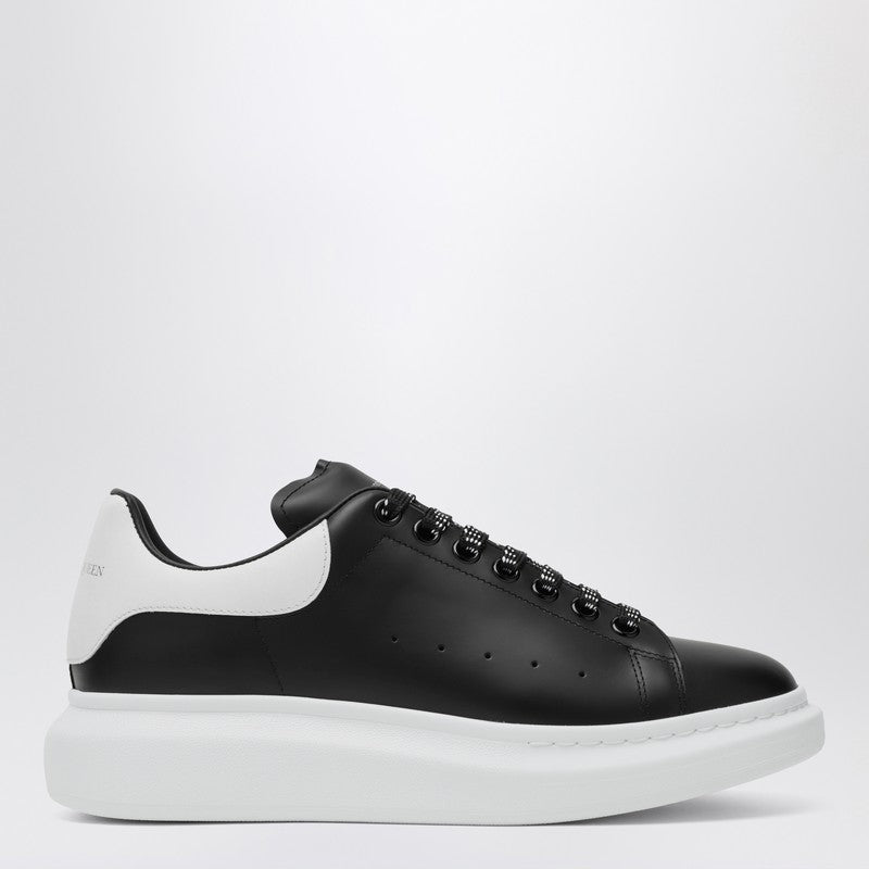 Alexander McQueen - Oversized black/white sneakers - 44,5 IT