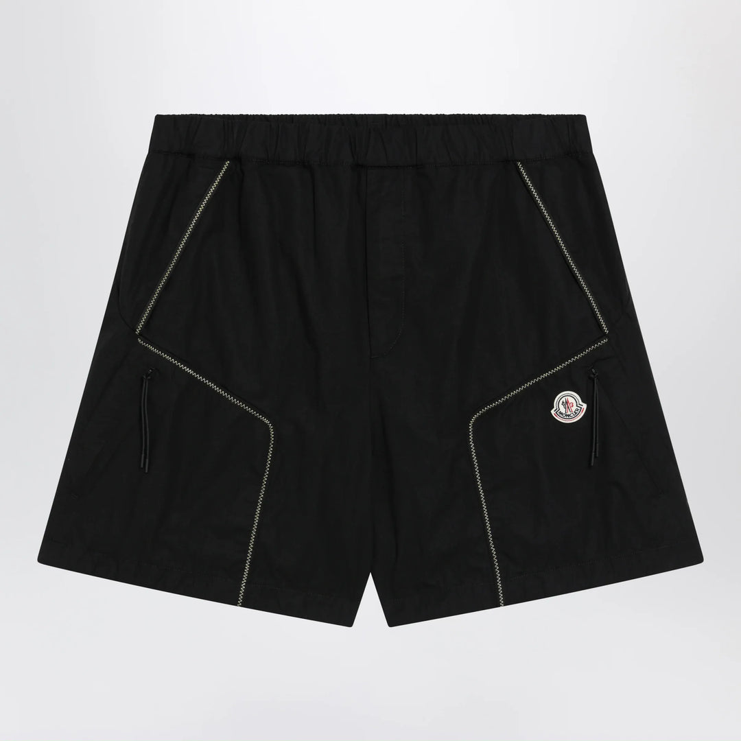 Moncler - Black cargo shorts in cotton gabardine Brand Apparel & Accessories > Clothing > Shorts S